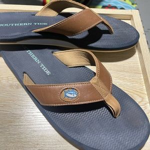 Southern Tide—Flipjacks—Size 11